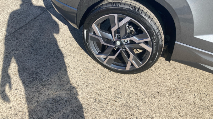Skoda Karoq 1.5 TSI Sportline Edition 5dr DSG Petrol Estate - Image 21